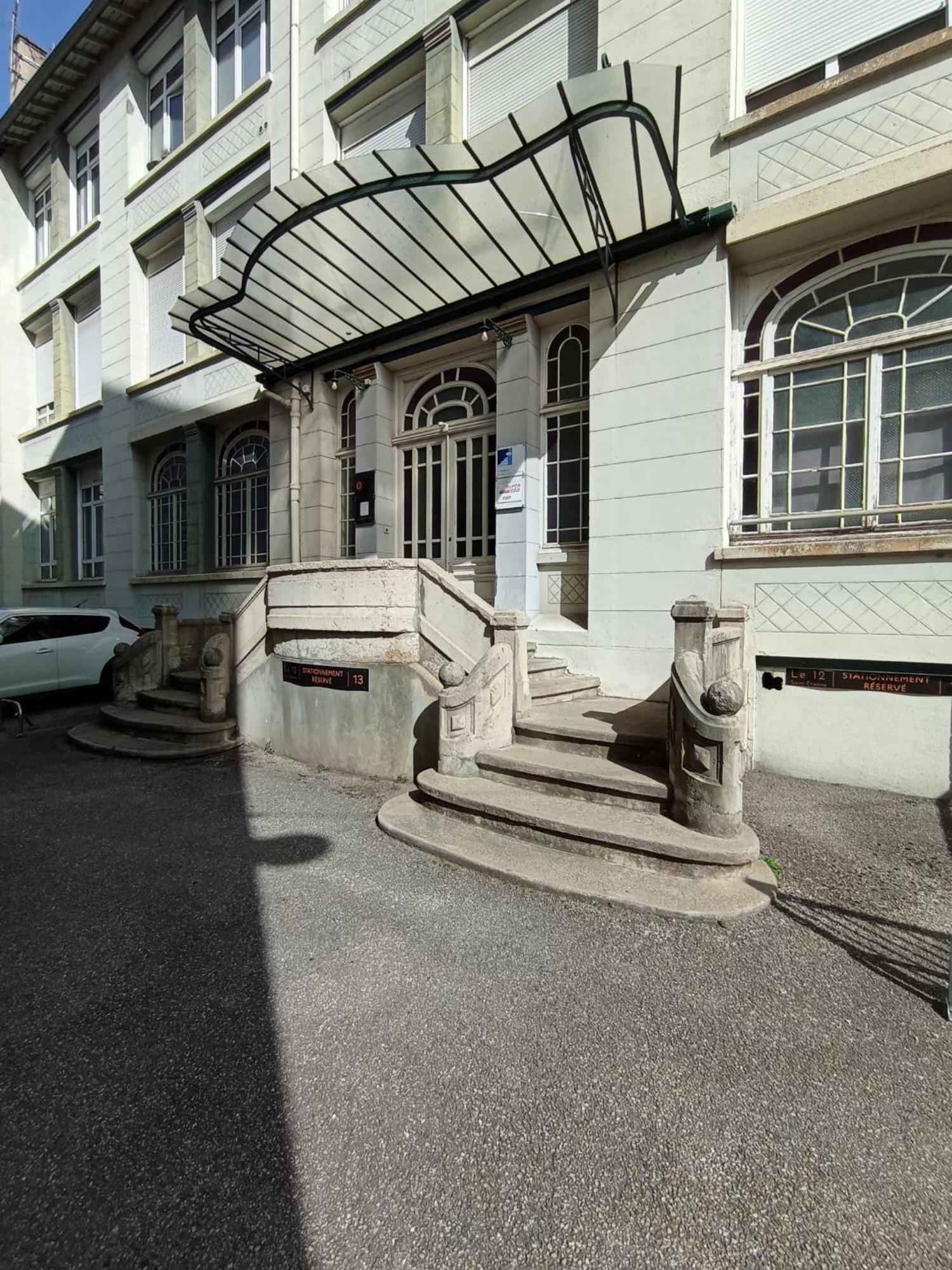 Appartamento Le 12 Wifi Cosy Parking Gratuit Saint-Etienne  Esterno foto